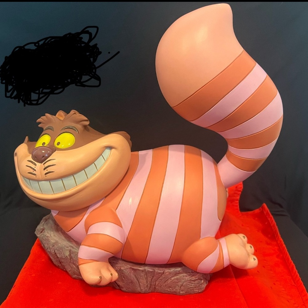 Cheshire Cat figurine original from Disneyland